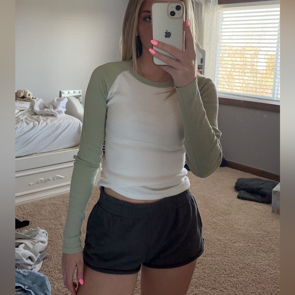 Garage sweat shorts